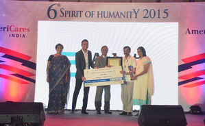 'Spirit of Humanity Award  2015'-Dr.Dani & Dr. Satav Receiving award
